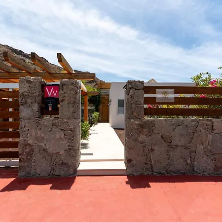 Diana With Private Swimming Pool In Tauro Willa *